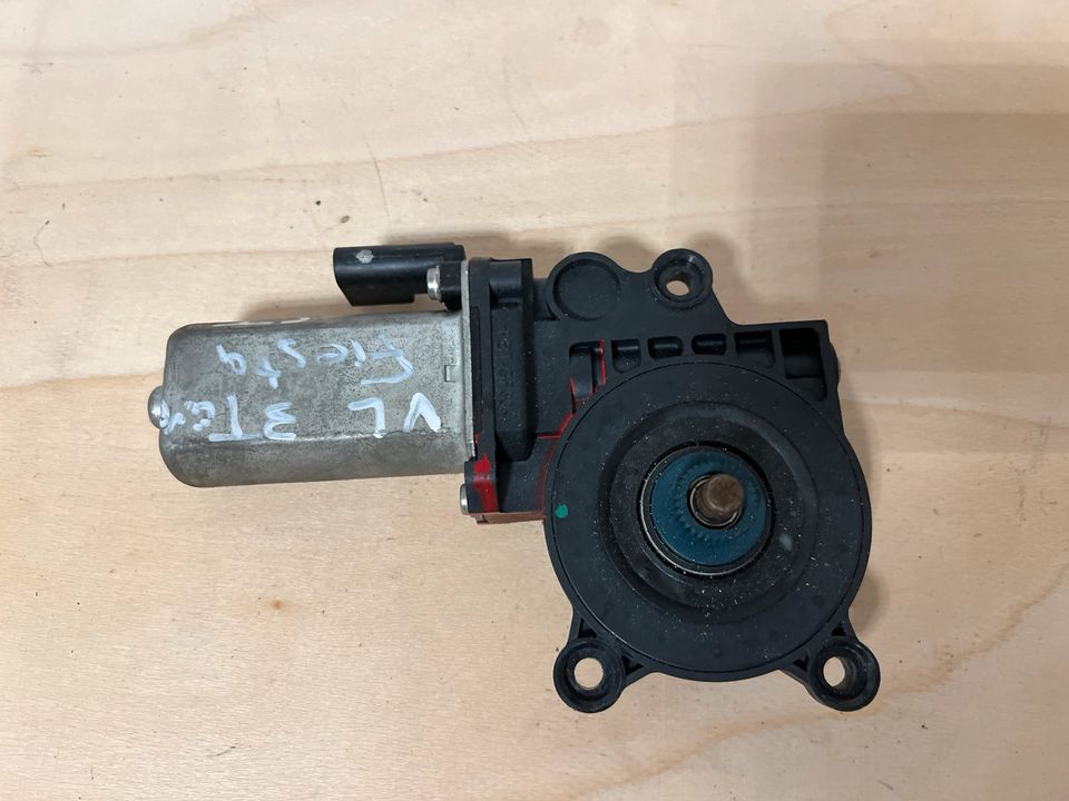 Fensterheber Motor Ford Fiesta 3 Türer vorne links 2S51-14A389 in Remscheid