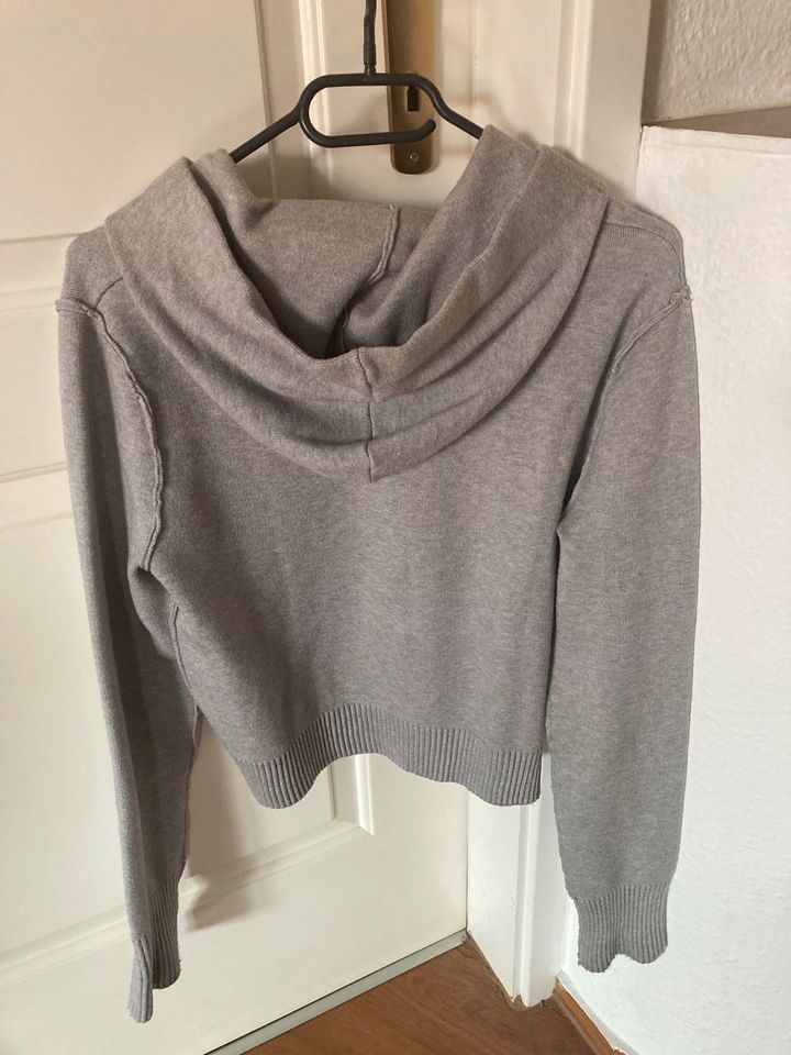 Kapuzen-Sweatshirt Zara in Leipzig