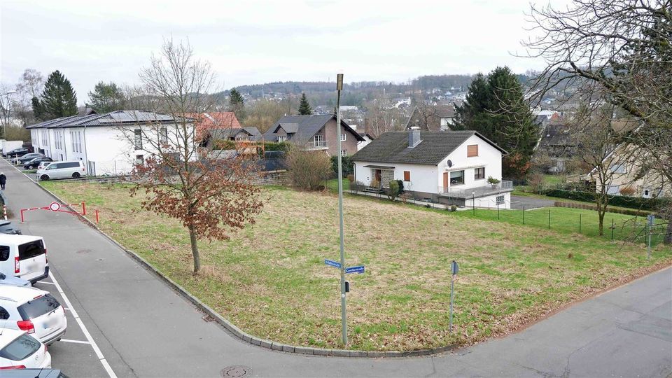 Baulücke in bevorzugter Lage, direkt am Gymnasium in Waldbröl in Waldbröl