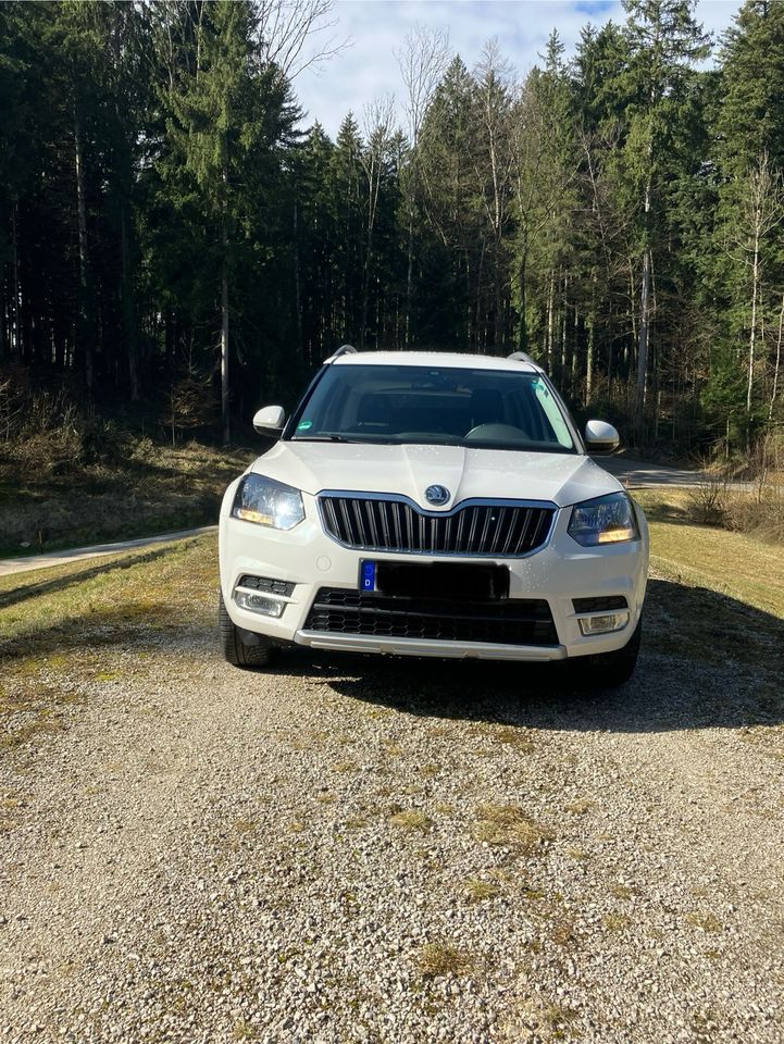 Skoda Yeti Ambiton 4x4 / 2.0 TDI / AHK in Prien