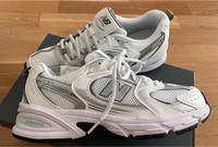 530 New Balance Sneaker NEU Gr. 38,5 weiß silber grau Hessen - Offenbach Vorschau