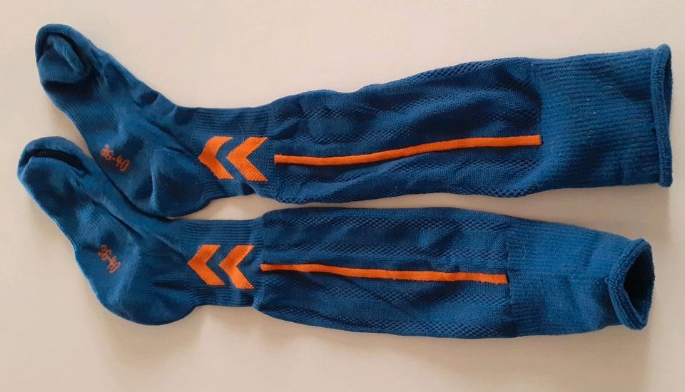 "HUMMEL" /Fußballstrümpfe/Gr. 36-40/1x getragen/blau-orange in Worbis