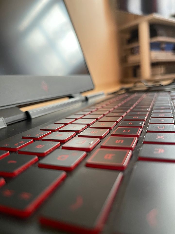 HP Omen Laptop in Göttingen