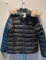 Tommy Hilfiger Winterjacke schwarz Sachsen-Anhalt - Merseburg Vorschau