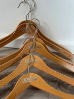 Holzkleiderbügel von Roland -Fashion Bremen - Horn Vorschau