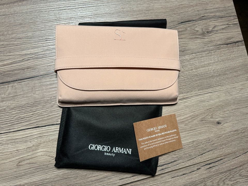 Giorgio Armani Beauty Tasche Nude - Neu in Kempten