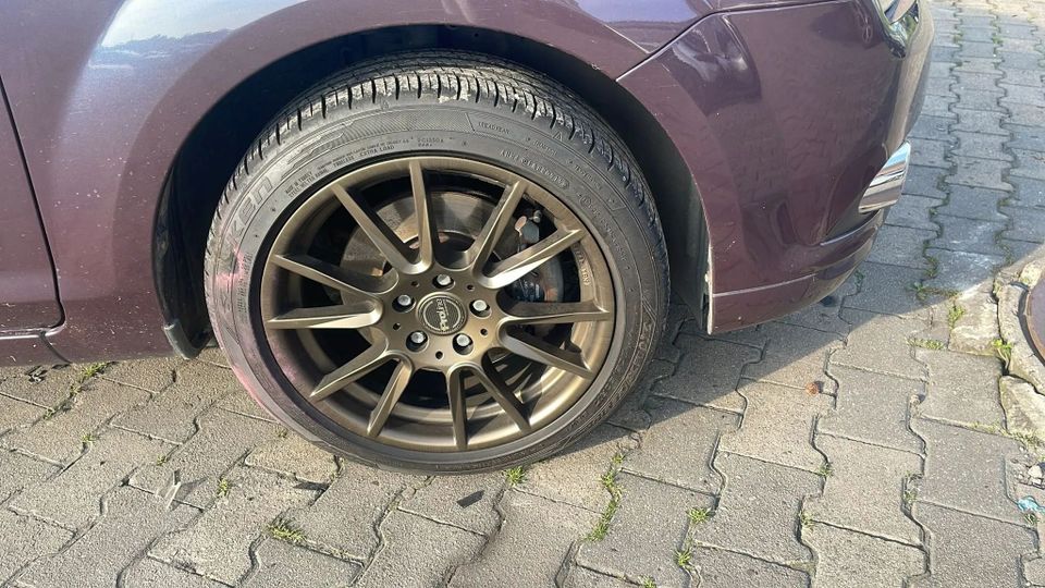 Ford Focus Proline Alufelgen 205/50/R17 4 Stück Reifen 5-Loch in Bergkamen