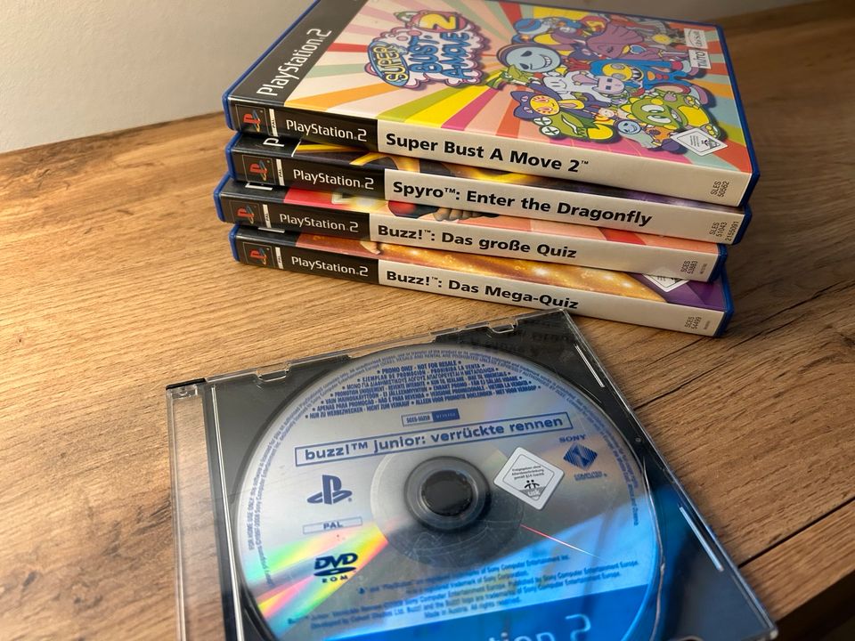 PlayStation 2 + Zubehör + Spiele in Kördorf