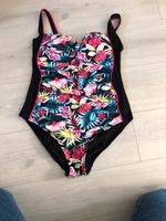 Hunkemöller Badeanzug Größe 44 neu schwarz mit Blumen Duisburg - Homberg/Ruhrort/Baerl Vorschau