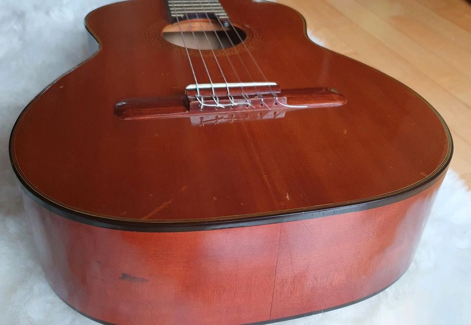 Aria A561 Gitarre 1/2 bis 3/4 gut erhalten in Ahrensbök