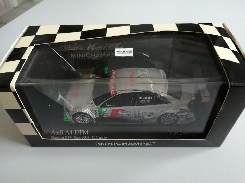 DTM Shanghai 2004  -  1:43 AUDI A4 R.Capello (Minichamps) in Hepberg