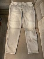 „Bonita“ Denim Stretch Jeans grau mit Streifen neuwertig Gr,.42 Nordrhein-Westfalen - Erkrath Vorschau