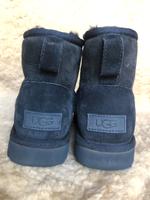 Sehr gut erhaltene UGGs in Größe 35 Pankow - Prenzlauer Berg Vorschau