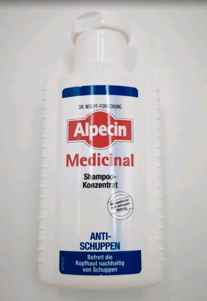 NEU Alpecin Medicinal und SebaMed Anti Schuppen Shampoo in Bornheim