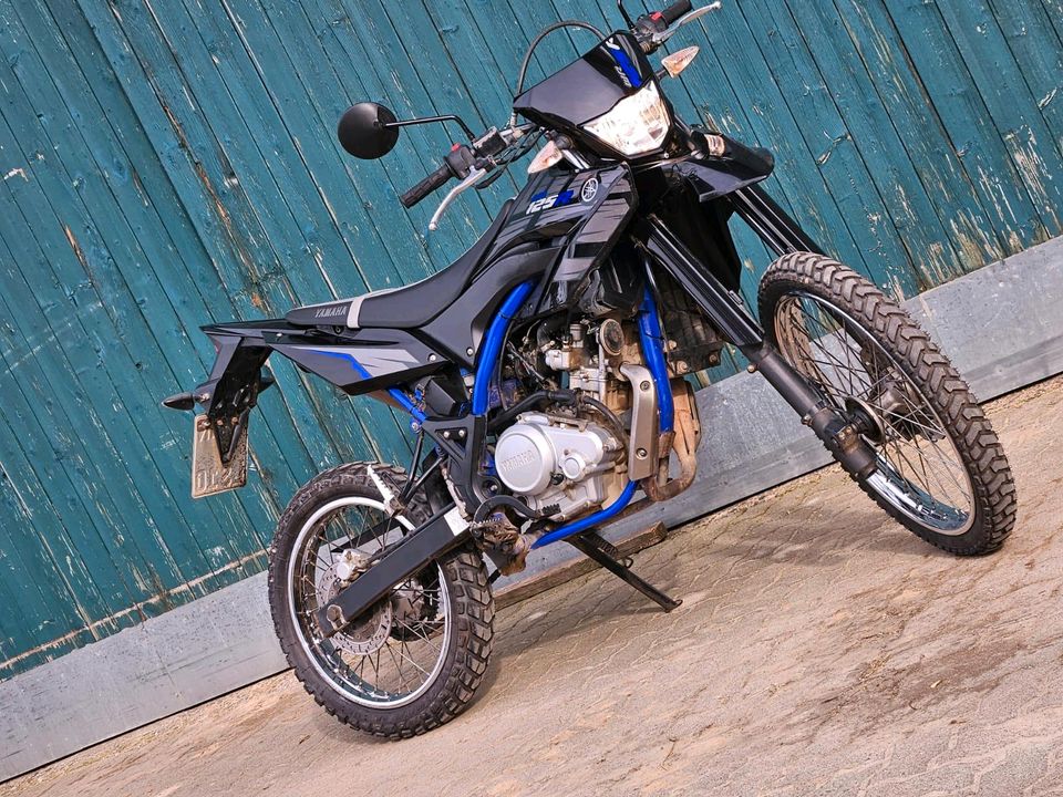 Yamaha WR125R in Kalefeld