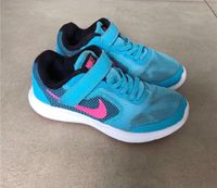 Nike Turnschuhe Sneaker Gr. 32 blau türkis pink Bremen - Borgfeld Vorschau