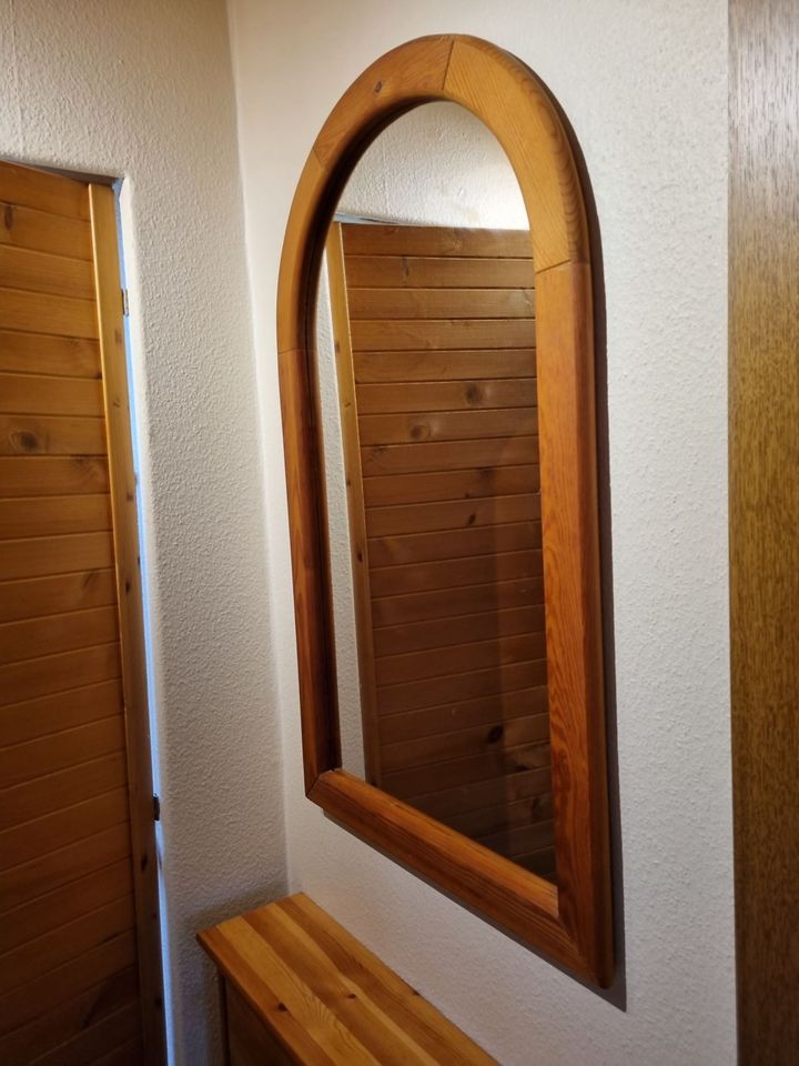 Spiegel aus Naturholz in Castrop-Rauxel