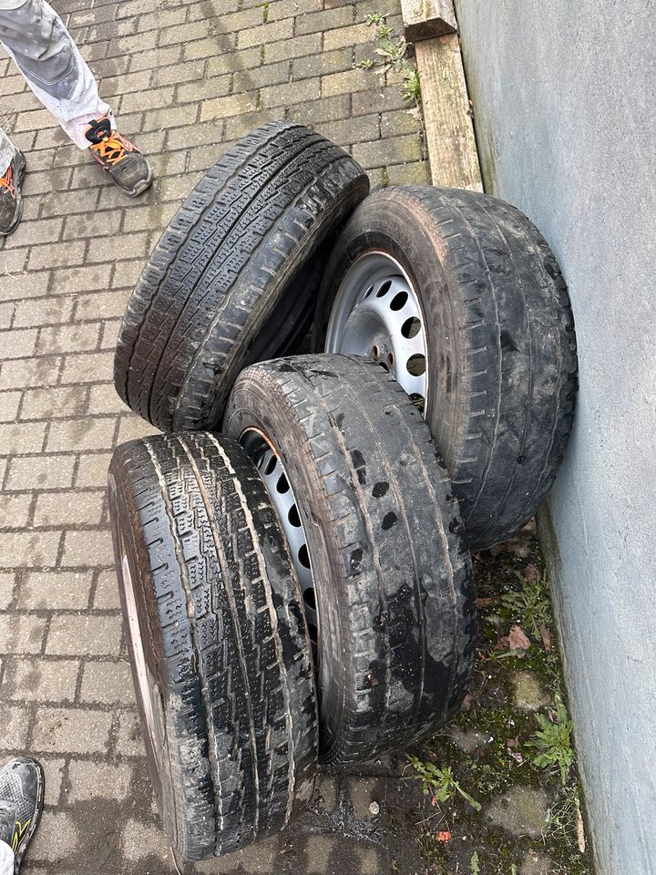 Mercedes,…Hankook 205/65 R16 C Transporter Reifen in Schloß Holte-Stukenbrock