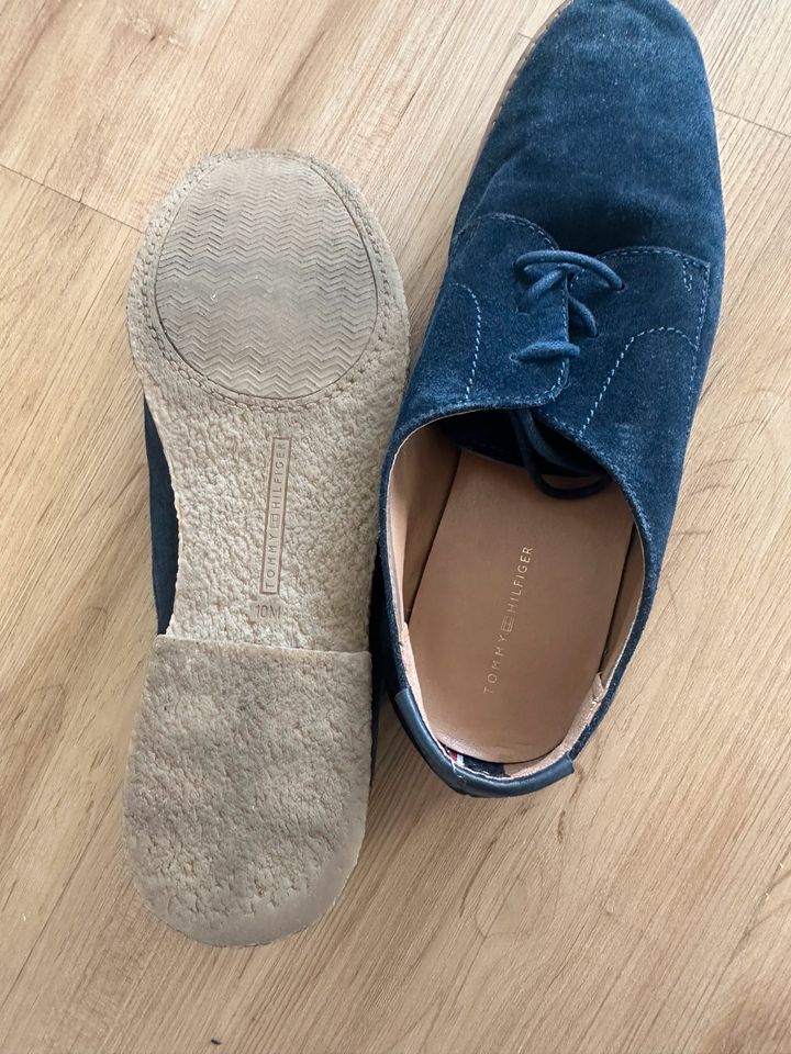 Tommy Hilfiger blau Schuhe Gr 41,5 in Rastatt