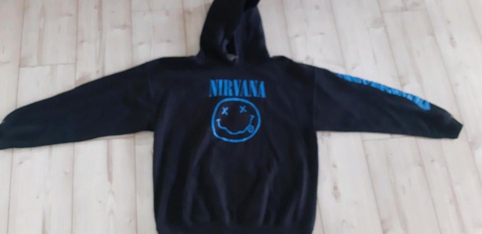 Nirvana Hoodie in L von Gildan Nevermind Grunge Band Curt Cobain in Salzgitter