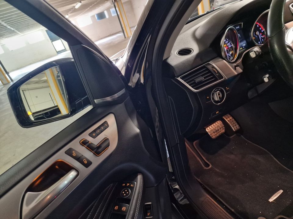 Mercedes Benz ML 350 CDI  AMG*Pano*360‘Kamera*Soft*NachtSicht*…. in Bielefeld