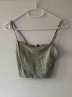 Stradivarius Top grün khaki Gr. S/36 Sachsen - Radeberg Vorschau