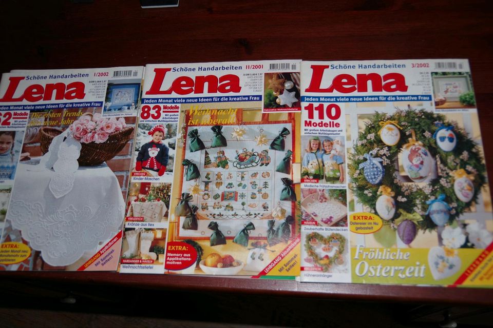 Handarbeitszeitschriften Sticken Lena in Velden