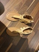 Sandalen / Flip Flop S. Oliver Größe 38 beige Neu Hessen - Ranstadt Vorschau
