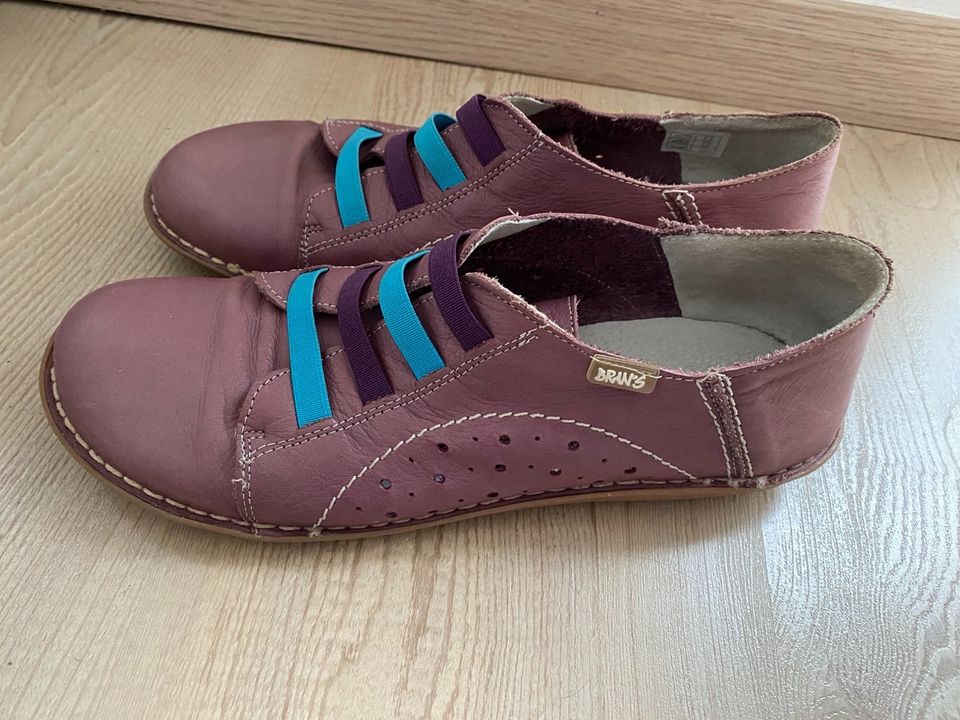 Ausgefallene Lila Halbschuhe Gr 39 von Bran‘s Top in Lüdenscheid