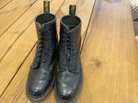 Dr. Martens Doc 38 Original aus England 8 Loch schwarz Bayern - Hurlach Vorschau