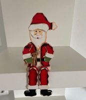 Kantensitzer Weihnachtsmann / Nikolaus Holzfigur / Weihnachtsdeko Hessen - Hanau Vorschau