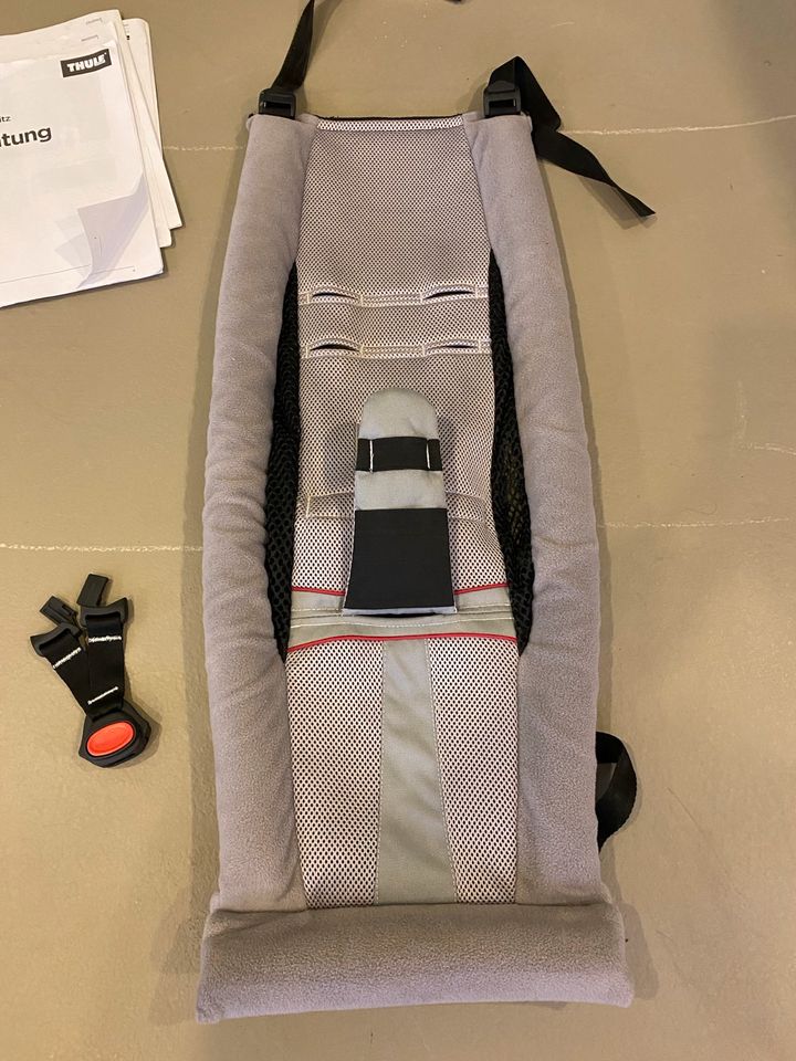 THULE Infant Sling Babysitz in Wiehl