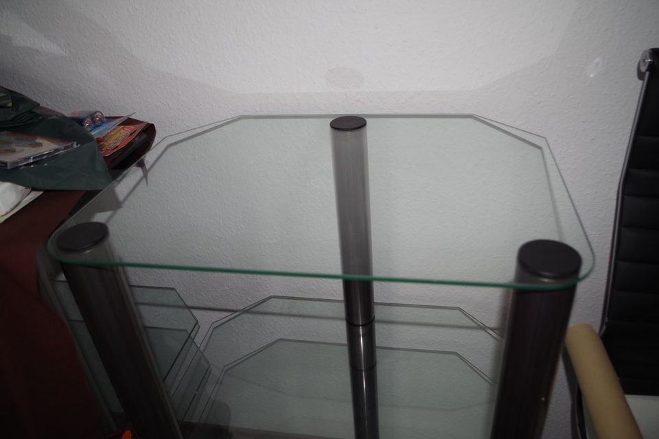 HiFi-Rack Glas (#1), Metallrohre, stabil, 4 Etagen, Glasplatten in Mannheim