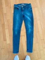 Levi's, Jeans, 710, Super Skinny, 30/32 Niedersachsen - Lüneburg Vorschau