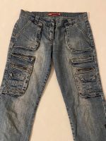 Jeans low waist Hüftjeans Dreiviertel Hose Cargohose Nordrhein-Westfalen - Kaarst Vorschau