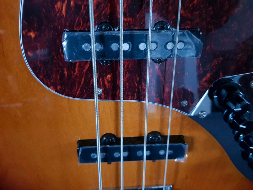 SUCHE  Fender Jazz Bass od. Sterling by Music Man in Dörrebach (Hunsrück)