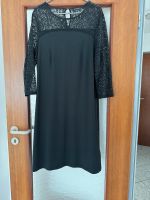 Schwarzes Kleid mit Dpitzenärmeln Obergiesing-Fasangarten - Obergiesing Vorschau