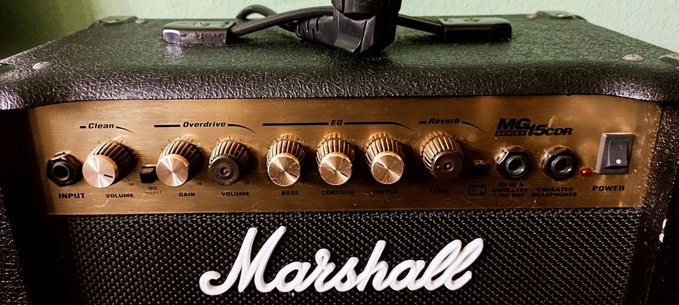 Marshall MG15CDR Gitarrenverstärker Amp 45Watt in Vaihingen an der Enz
