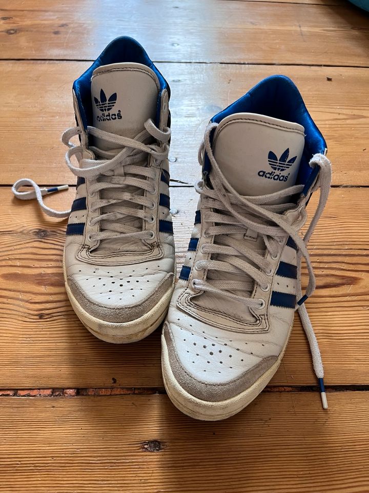 Blau weiße Adidas High Top Sneakers Größe 37 in Berlin