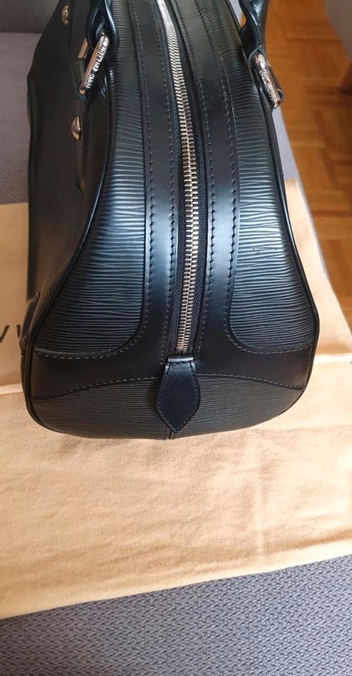 Louis Vuitton Tasche Montaigne PM EPI Leder schwarz in Dortmund