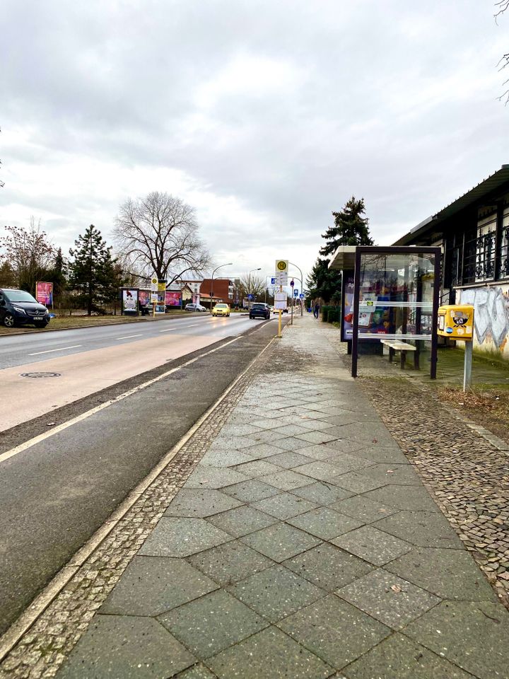 große Loftwohnung im DG - sofort bezugsfrei in Kaulsdorf-Süd in Berlin