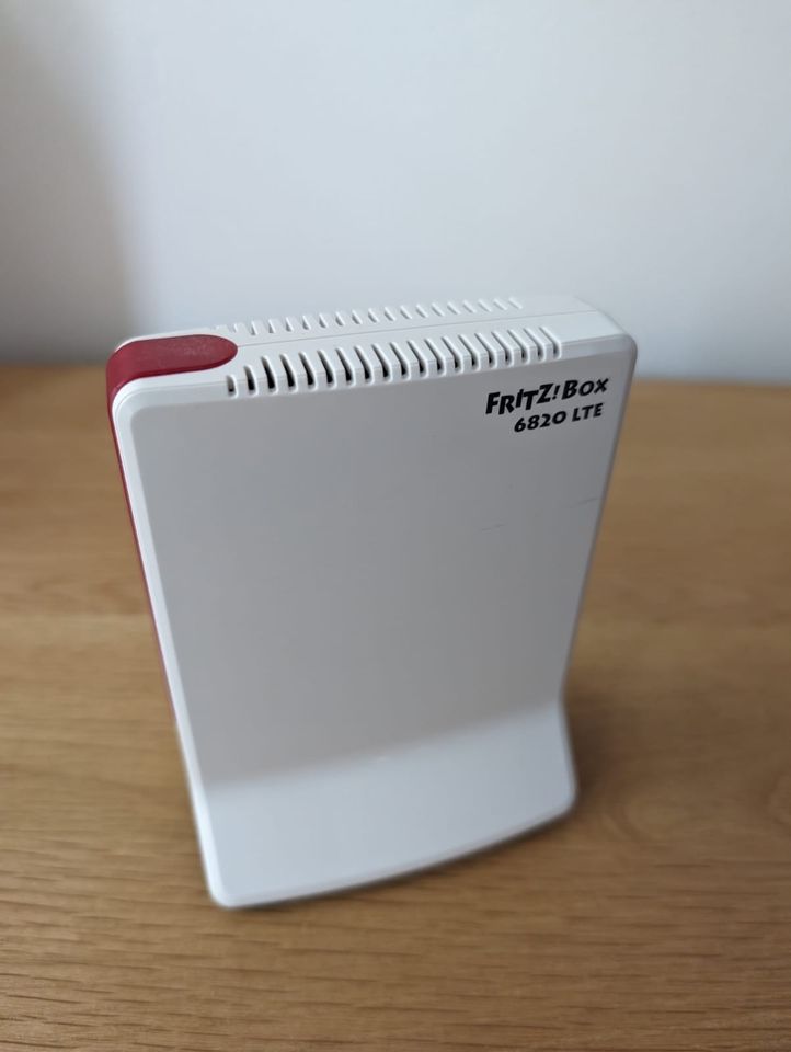 Fritzbox wifi router for mobile in Berlin