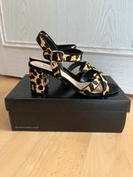 Dune - Sandalette in Leo Design (Felloptik), 1x getragen Hessen - Usingen Vorschau