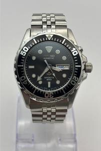 Seiko kinetic day date new arrivals
