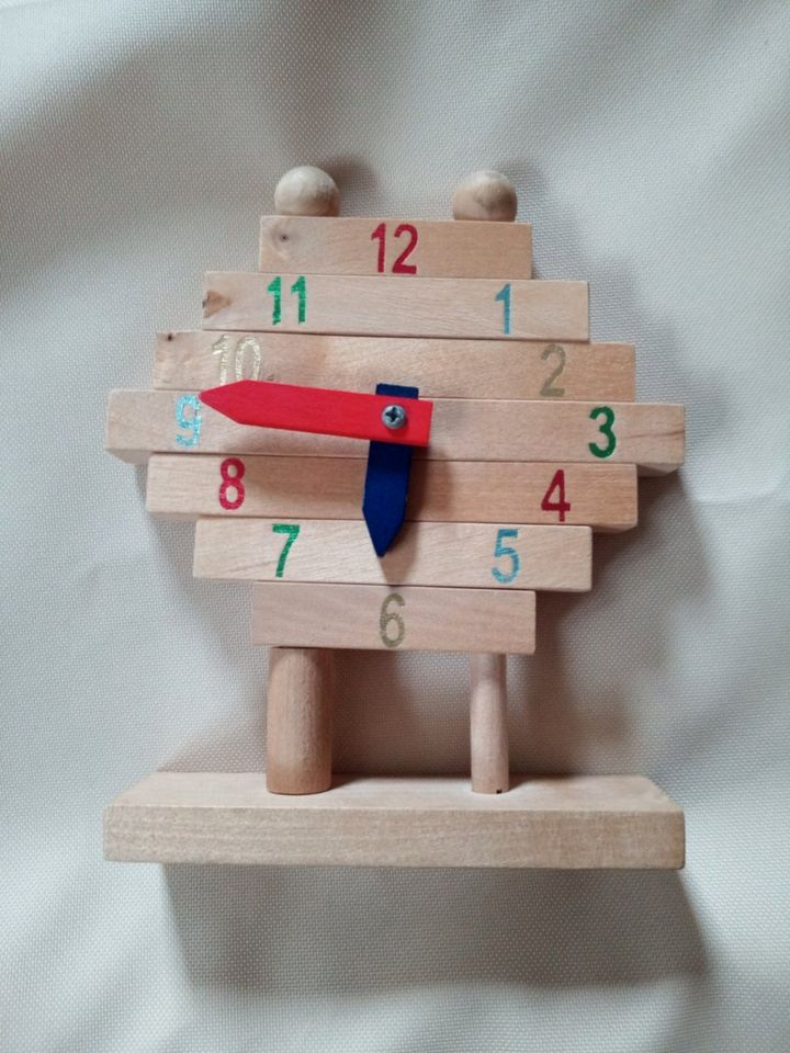 Holzuhr Spieluhr Standuhr Kinderuhr Holz Puzzle Uhr Holzuhr Spiel in Marsberg