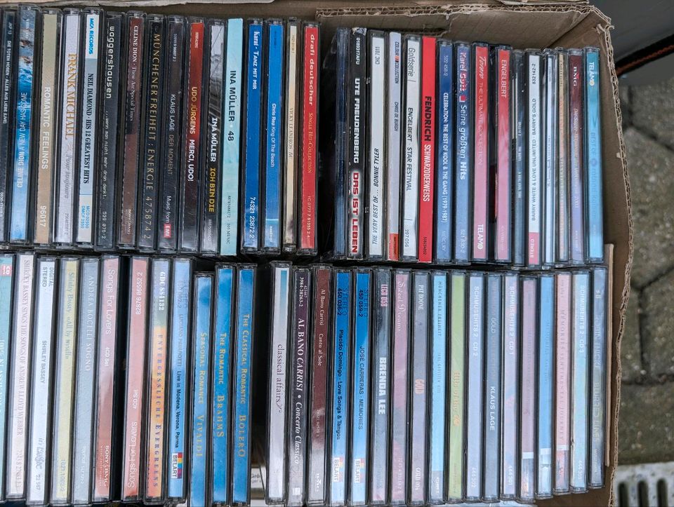 Über 300 CDs in Wesel