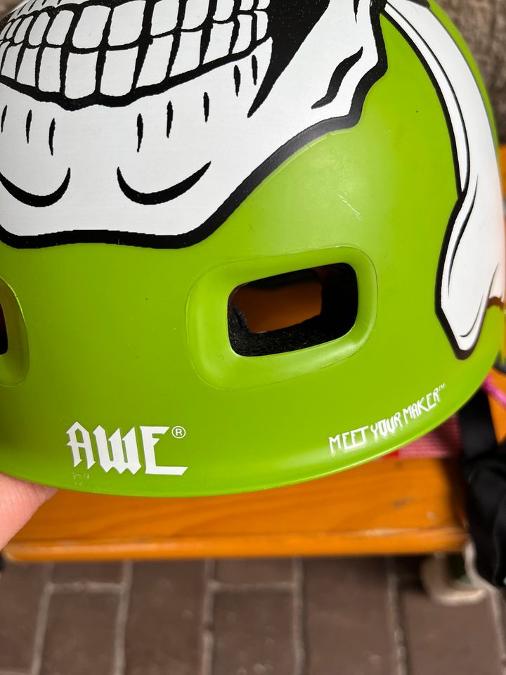 Helm Skate in Baunach