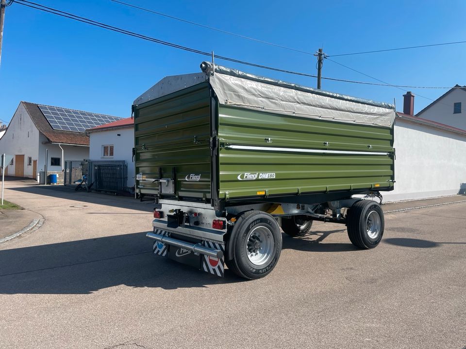 Fliegl 2 Achs 3 Seitenkipper DK 180 Kipper Anhänger Traktor in Rennertshofen