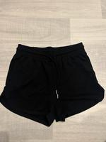 Kurze Schwarze Short von H&M, Gr. M Frankfurt am Main - Preungesheim Vorschau