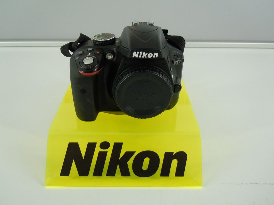 Nikon D3300 mit 1Jahr Garantie in Dreieich